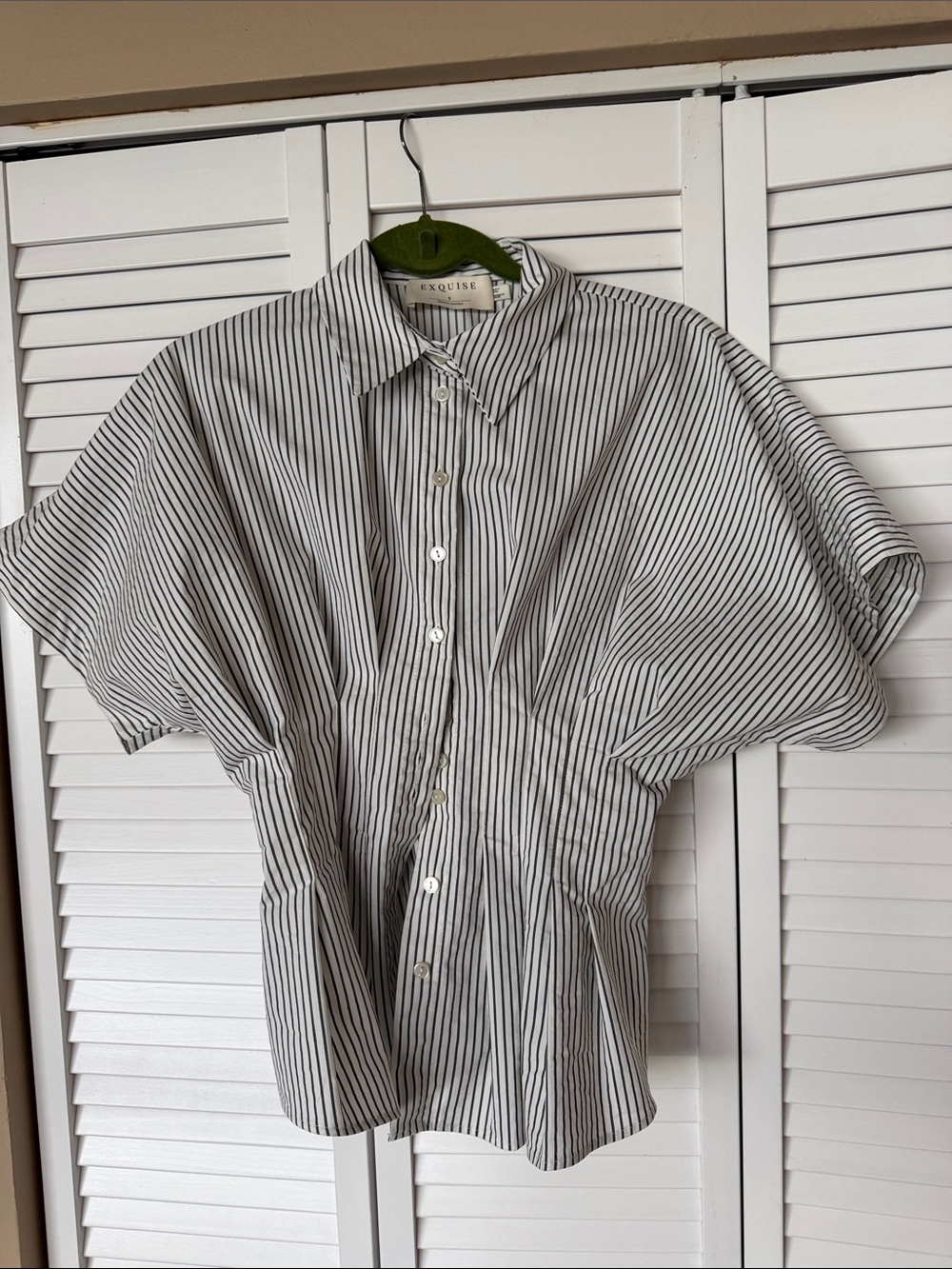 Anthropology Striped Short-Sleeve Button-Up Shirt in White and Black